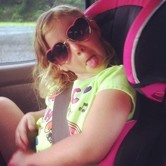 Meet your Posher, Stormi - Picture 1 of 1